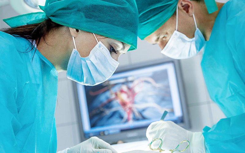 Endoscopic-heart-valve-surgery-th