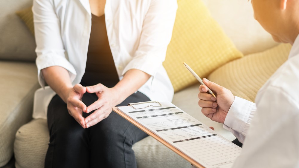Learn the stages of ovarian cancer treatment